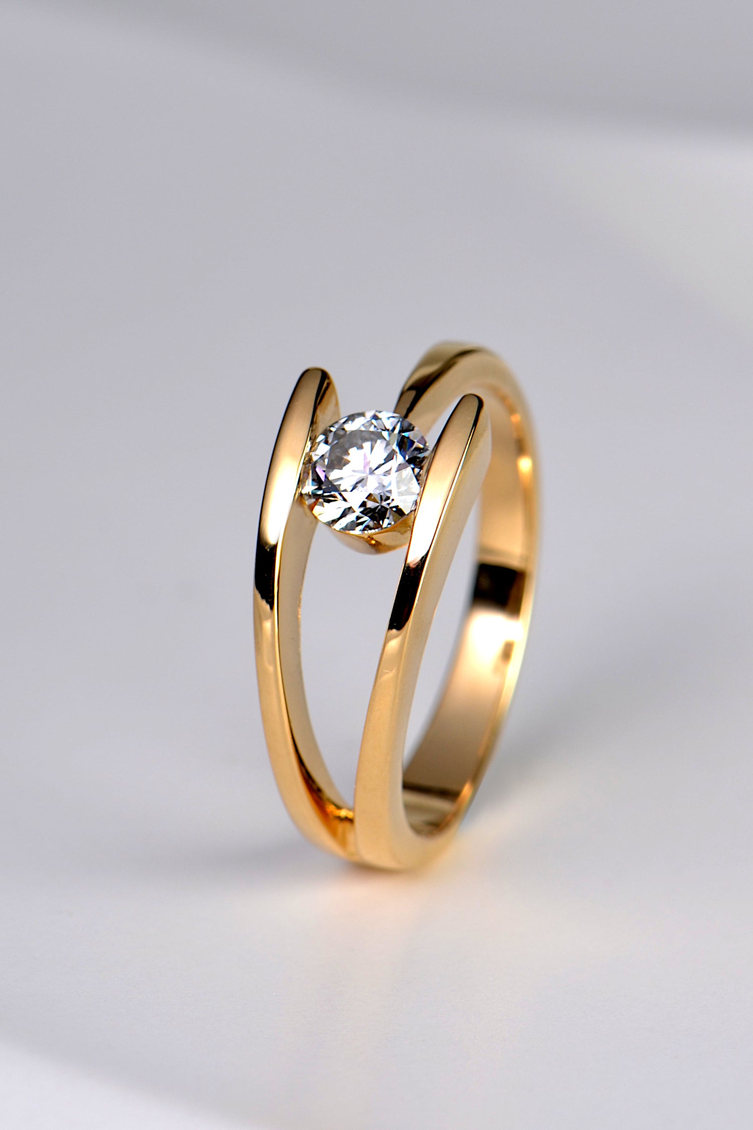 Modern 18ct Yellow Gold Diamond Ring – Christine Sadler Unforgettable ...