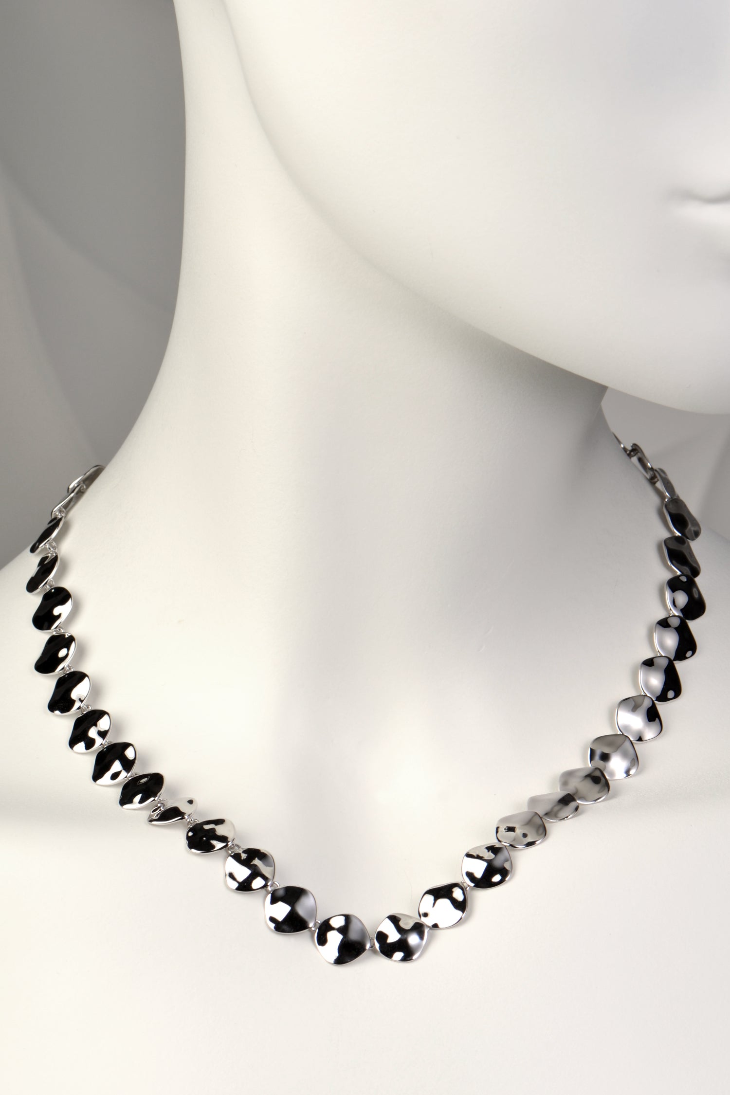 modern high quality designer sterling silver necklace