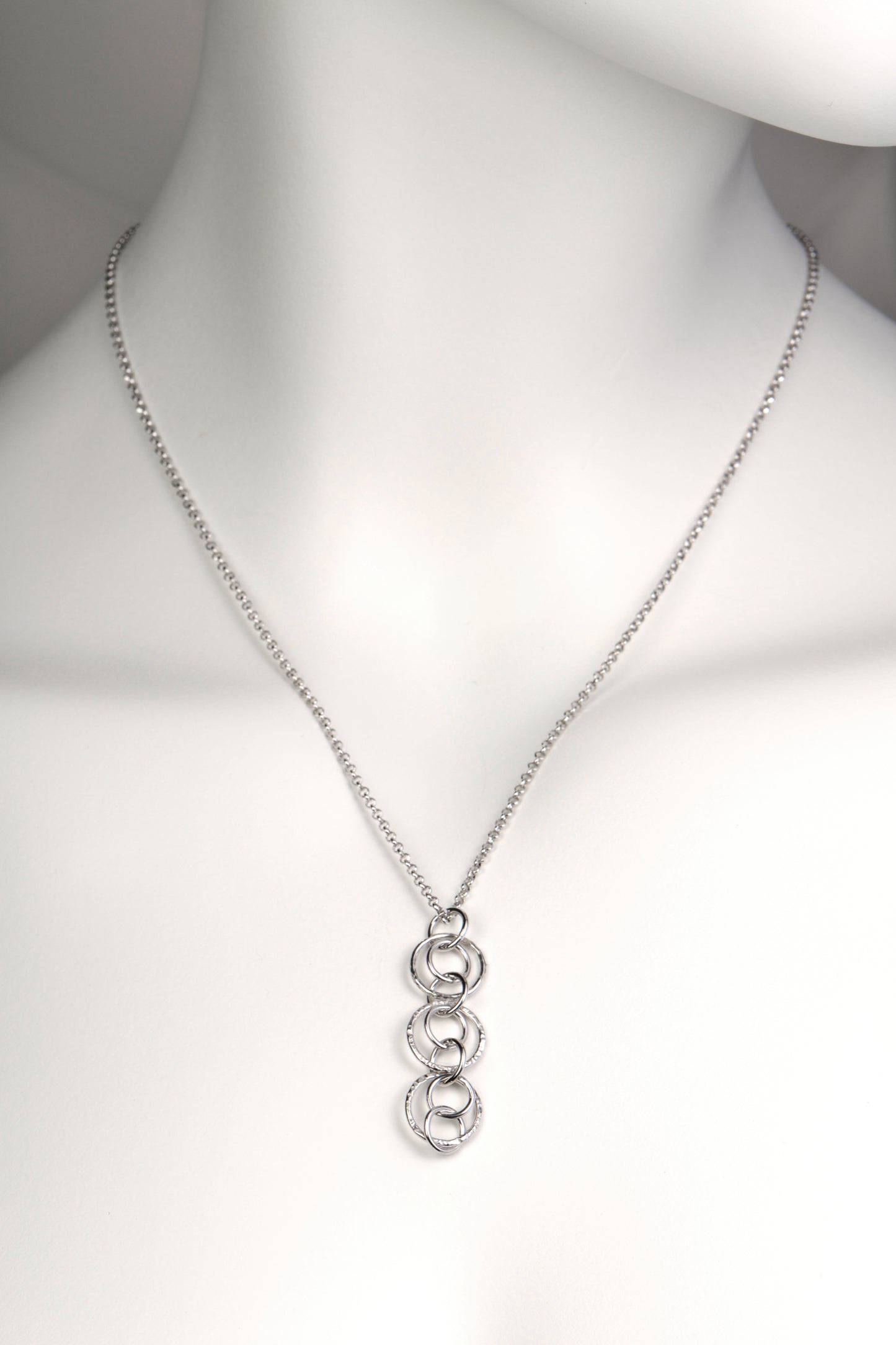 attractive modern handmade silver necklace with interlocking circles